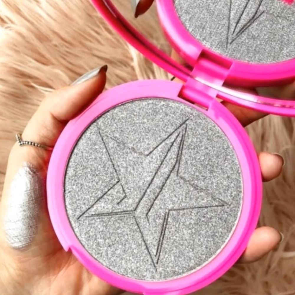 Jeffree Star Skin Frost Highlighting Powder LAVENDER SNOW NIB